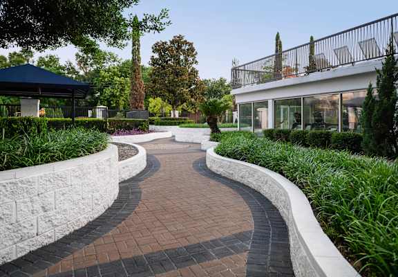 Walking Path at Memorial Towers Apartments, The Barvin Group, Houston, TX